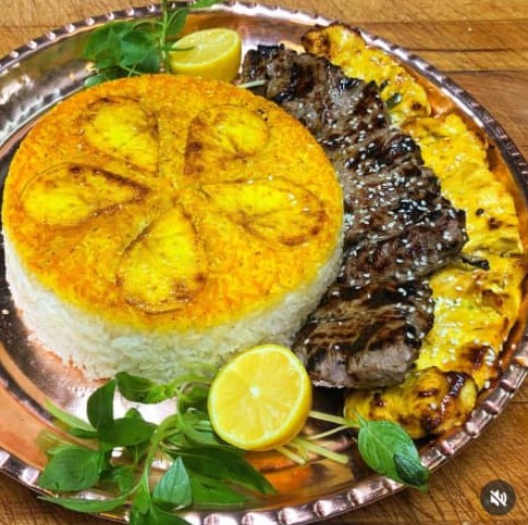 ویژگیهای  رستوران شکم پر در ماسال